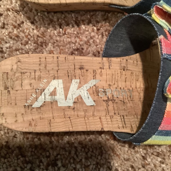 Anne Klein Sport sandal denim cork wedgie size 5.5-6 - Picture 4 of 5